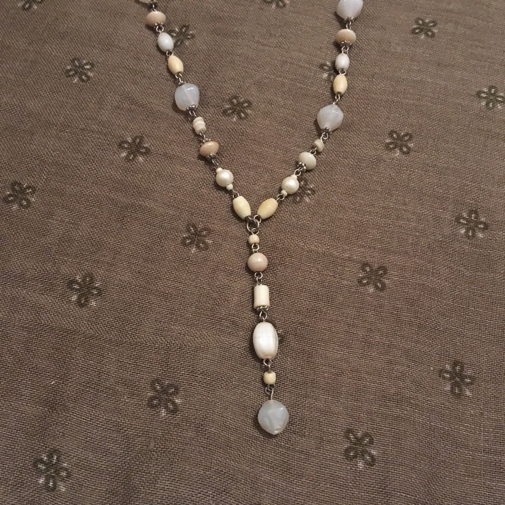 Vintage Retro Cream and White Beaded Necklace - Picture 1 of 8